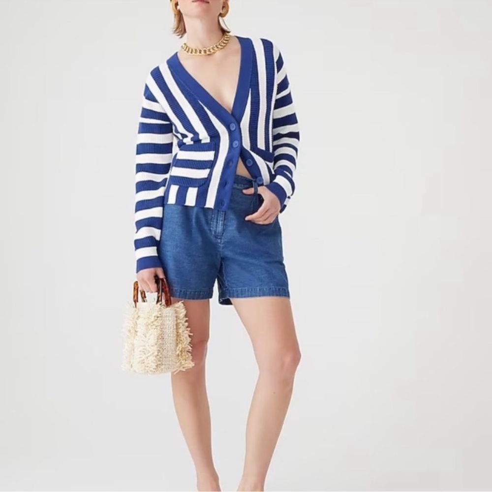 J.Crew// Pleated capeside short in chambray